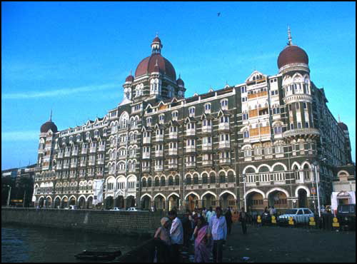 The renowned Taj Mahal Hotel. ©1991 UrbisMedia